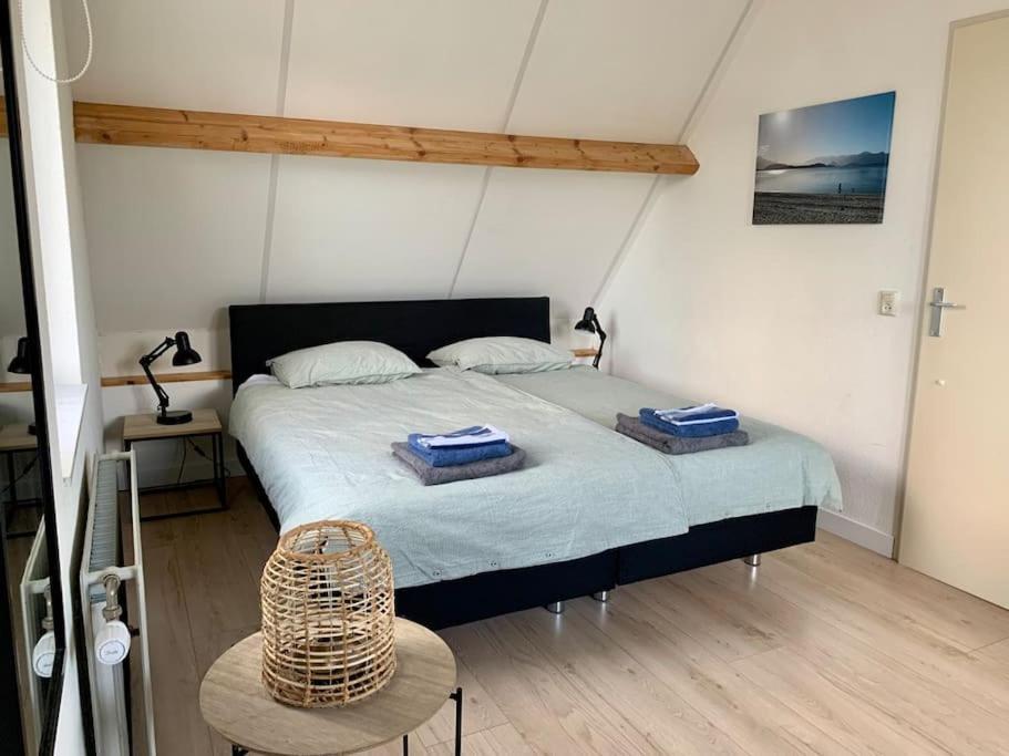 Huebsches Ferienhaus In Ouddorp - Fusslaeufig Zum Strand Und Zentrum Kültér fotó