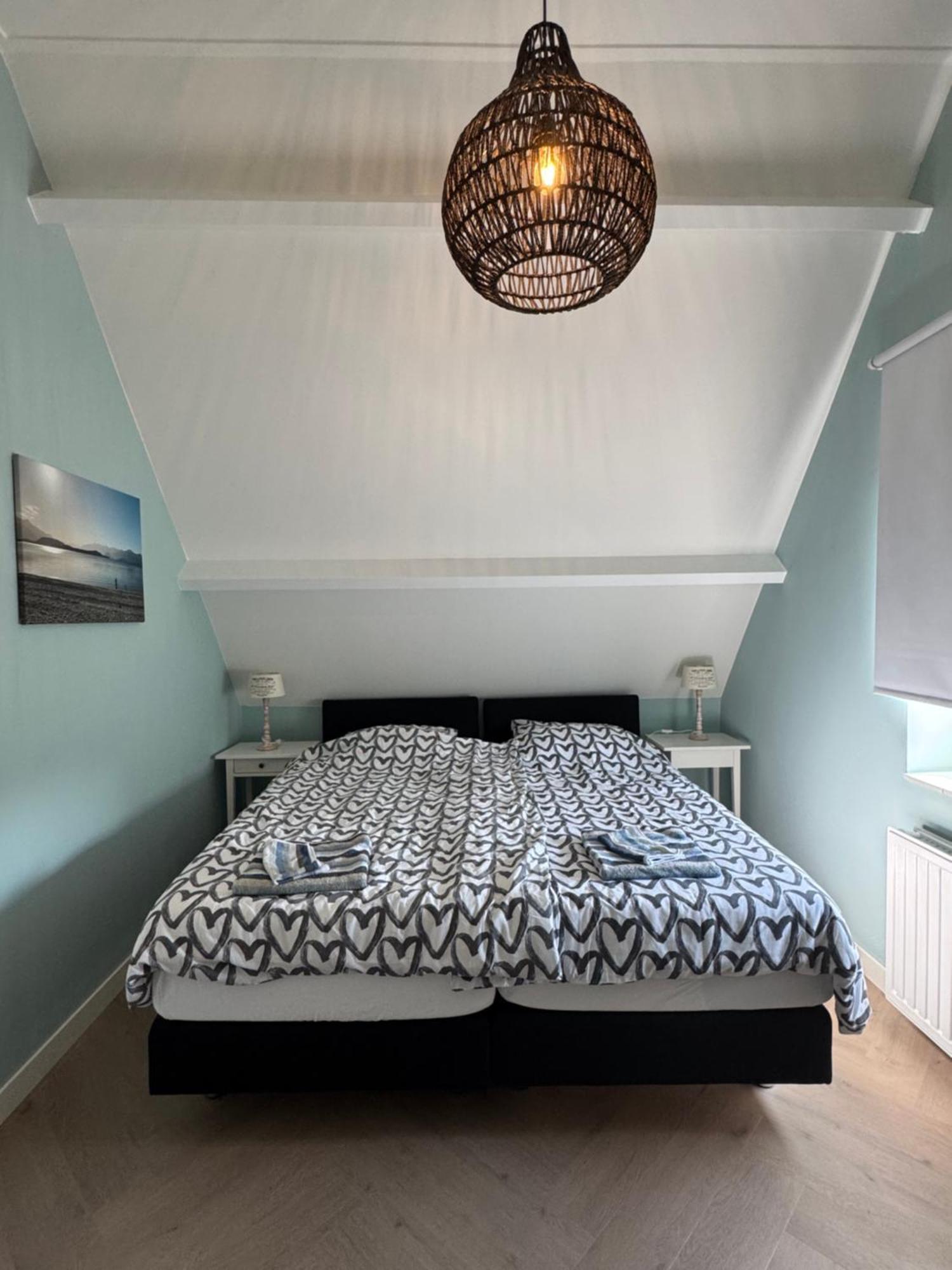 Huebsches Ferienhaus In Ouddorp - Fusslaeufig Zum Strand Und Zentrum Kültér fotó